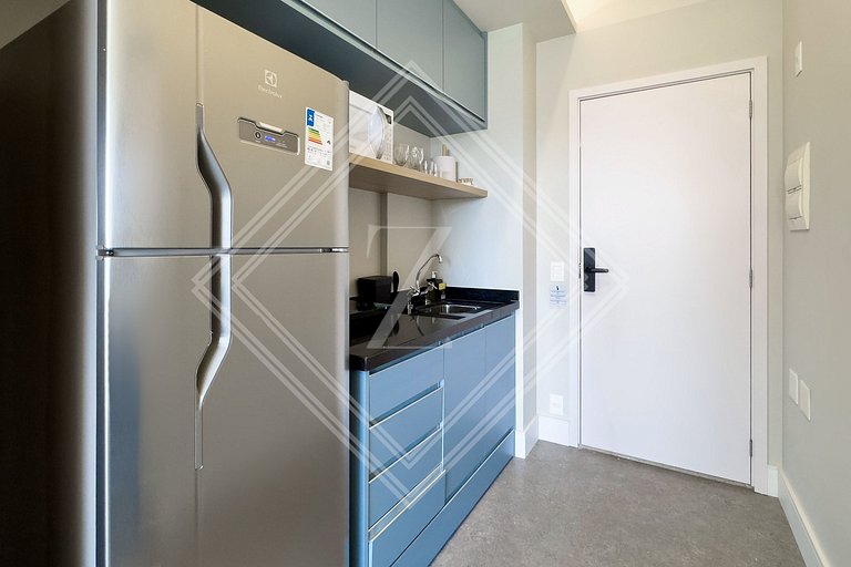 Zainalofts7Moema frente ao Hospital Alvorada 608BY