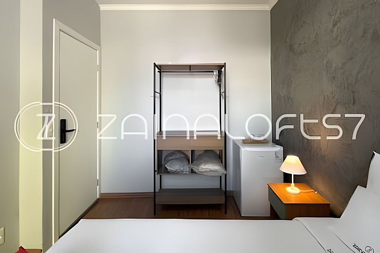 Zainalofts7 - Quarto 2 em casa na Vila Mariana