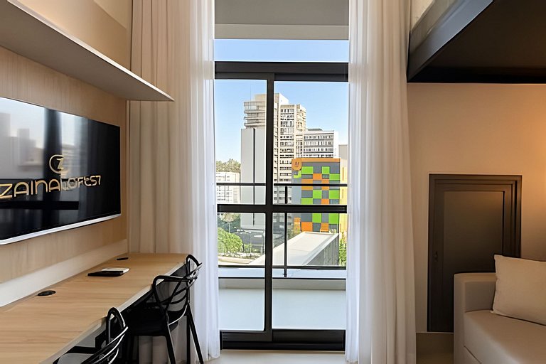Zainalofts7 - 812 Haus Mitre Residence