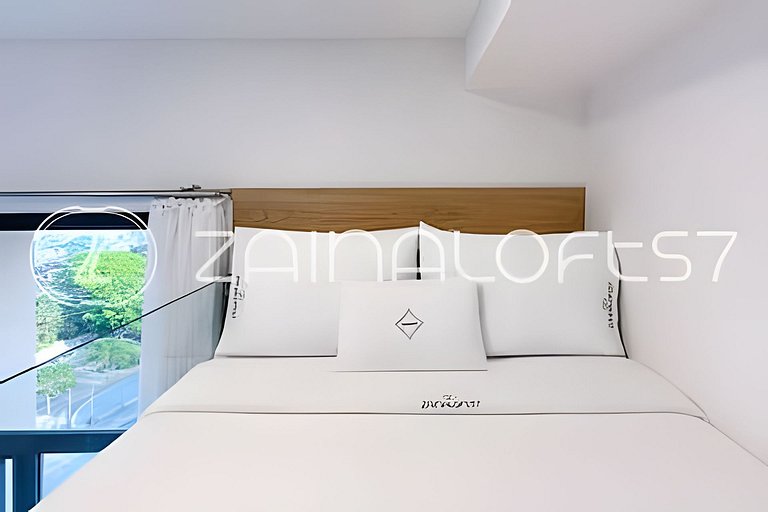 Zainalofts7 - 812 Haus Mitre Residence
