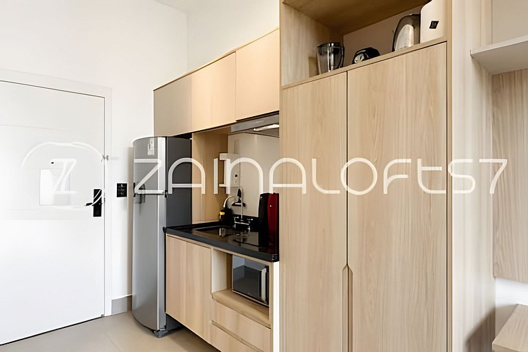 Zainalofts7 - 812 Haus Mitre Residence